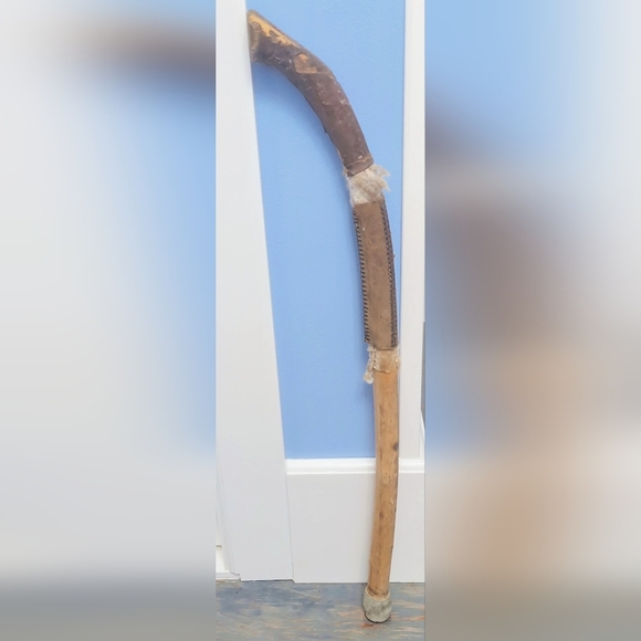 VERY Weathered Unique Hobbit Wooden Walking Stick - Picture 5 of 5